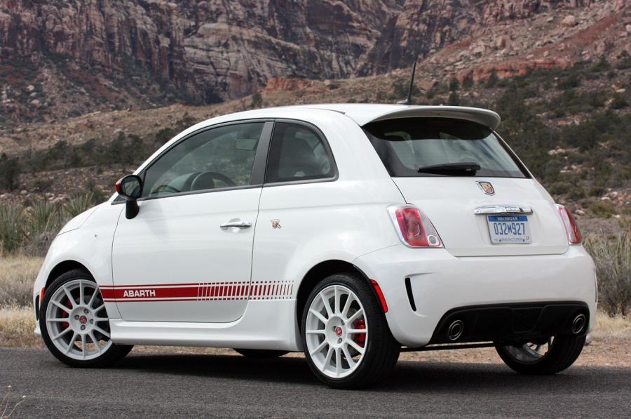  Fiat 500 Abarth 2012 года  (фото 76 из 121)